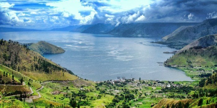 Eksotisme Danau Toba – Panduan Lengkap Wisata, Sejarah Letusan Supervolcano, dan Budaya Lokal