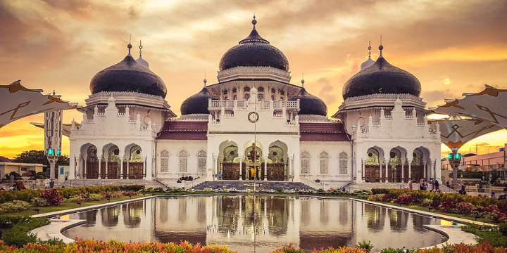 Mesjid Raya Baiturrahman Aceh – Sejarah, Arsitektur, dan Simbol Ketangguhan Serambi Mekkah yang Mendunia