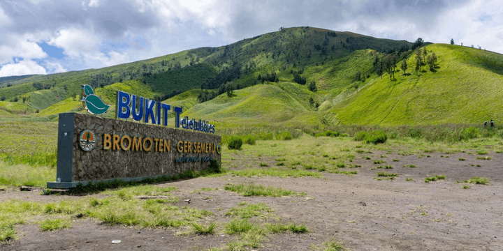 Bukit Teletubbies, Hamparan Hijau yang Menyegarkan Mata