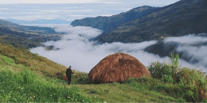 Lanskap Alam, Dari Pasir Putih hingga Telaga Biru
