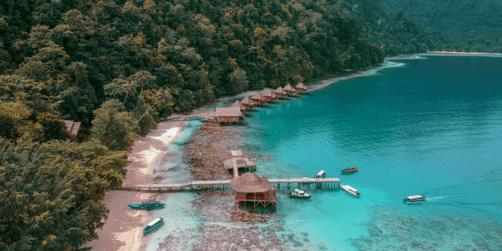 Mengenal Lokasi Pantai Ora, Surga di Balik Pegunungan Pulau Seram
