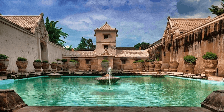 Sejarah Singkat dan Filosofi Pembangunan Taman Sari