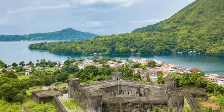 Pertukaran Pulau, Banda Neira vs Manhattan