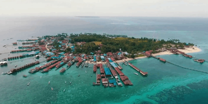 Pulau Derawan, Alasan Mengapa Kamu Harus Segera Mengemas Koper ke Kalimantan!
